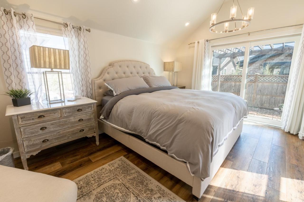 Luxurious Historic Renovated Bungalow Dt Rapid City With Private Patio Exterior foto
